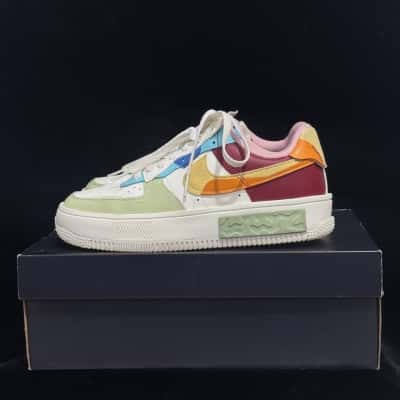  Womens  Size 8 Multicoloured shoes