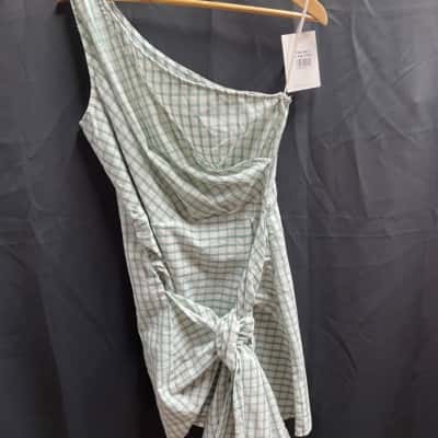 HELLO MOLLY Womens Size 12 / L Green One Shoulder Checkered Dress