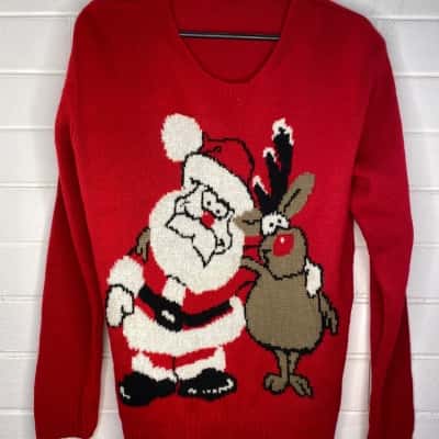  Womens  Size M Red Christmas Sweater