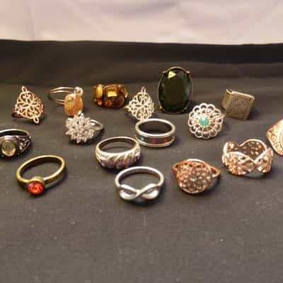  Women's Costume Jewellery Set 2 - Mixed