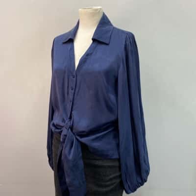 Country Road Womens  Size 10 Satin Feel Blouse Midnight Blue 