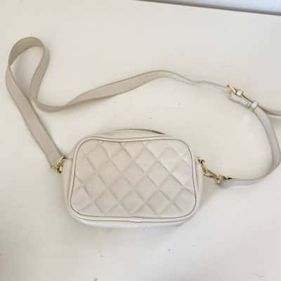 Zjoosh White Cross Body Bag 