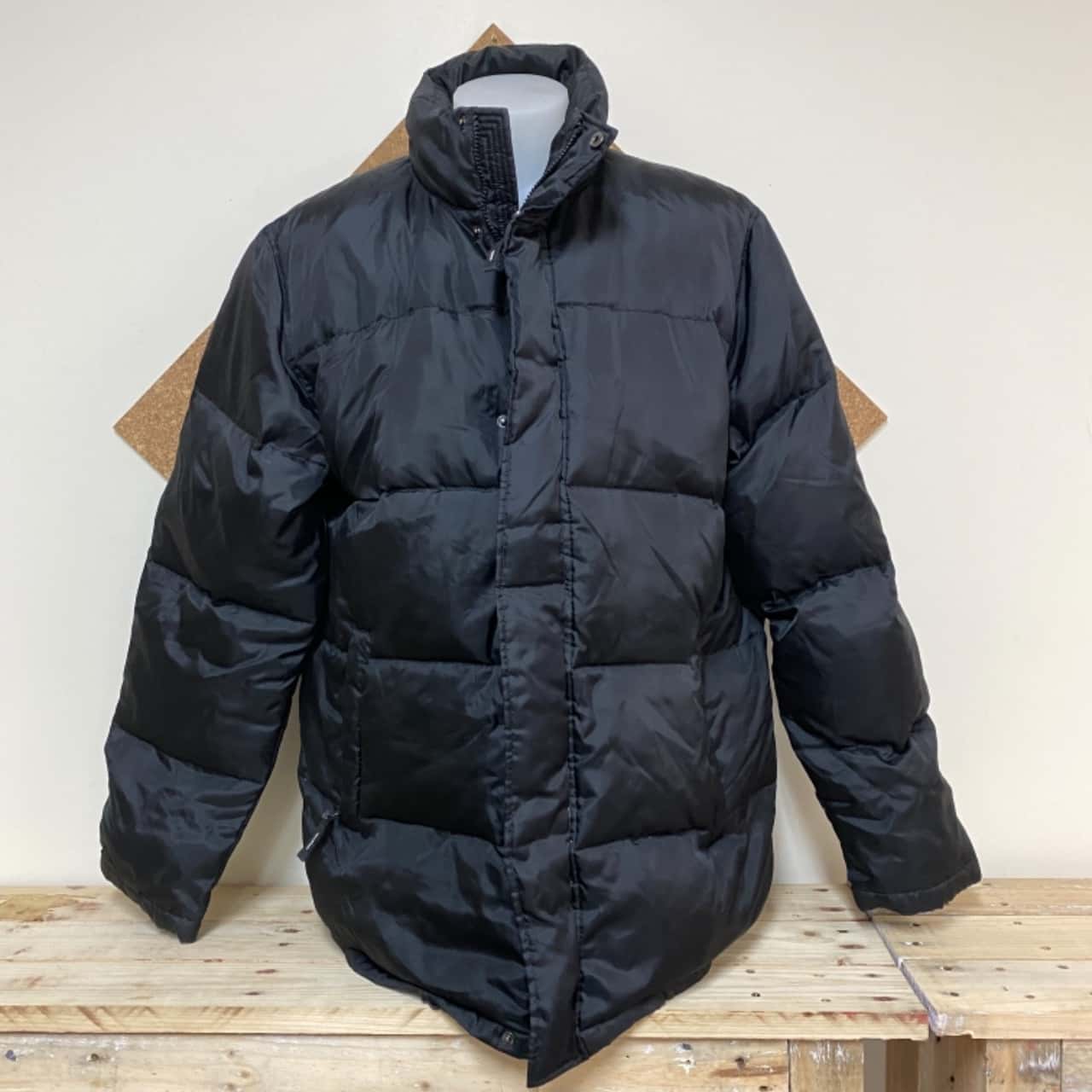 REDUCED TO CLEAR Guess Mens Size XL Ski Jacket/Winter Coat Black (s)