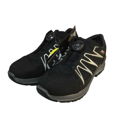 BNWT Monitor Waterproof Black Sneakers Size 37