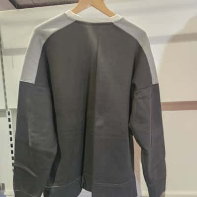 Mens Nike Air Crew Neck Jumper - EUC - SIZE L
