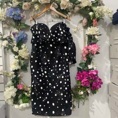 Sheike Size 16 Cocktail Dress with detachable puff sleeves 