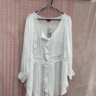 BNWT Autograph Womens  Size 14 white blouse