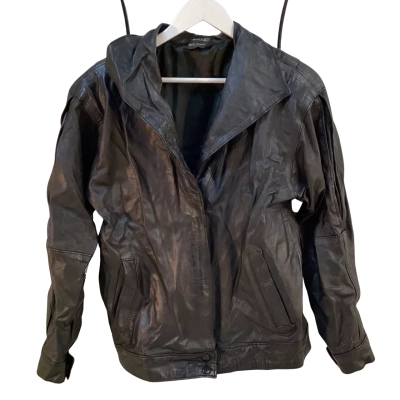 Bolero Womens Size M Genuine Leather Jacket Black  