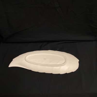 Japanese ceramic leaf plate