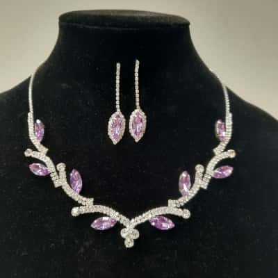 Fashion Jewellery Set Silver-tone with Purple and Clear Stones.