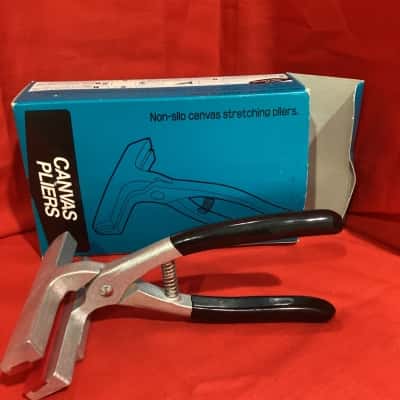 Holbein Professional Canvas Stretching Pliers No 5