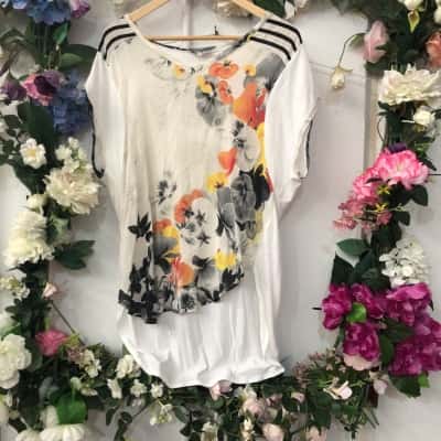 POL Clothing Size 10 Floral HiLo Silk Front 