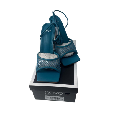 BNWT Novo  Size 38 Blue heeled sandals 