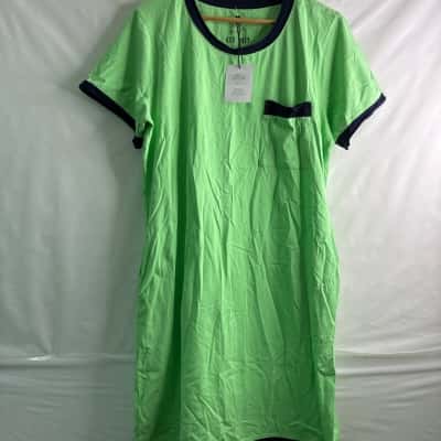 Est 1971:  Womens  Size XXXL Casual Dress Green 