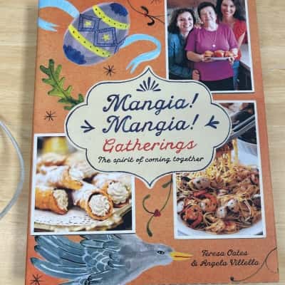 Mangoa Mangia, Gatherings 