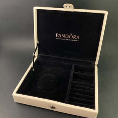 Pandora jewellery box 