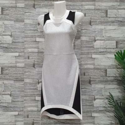  Womens  Size 8 Mini Dress Black  / Checked / White 