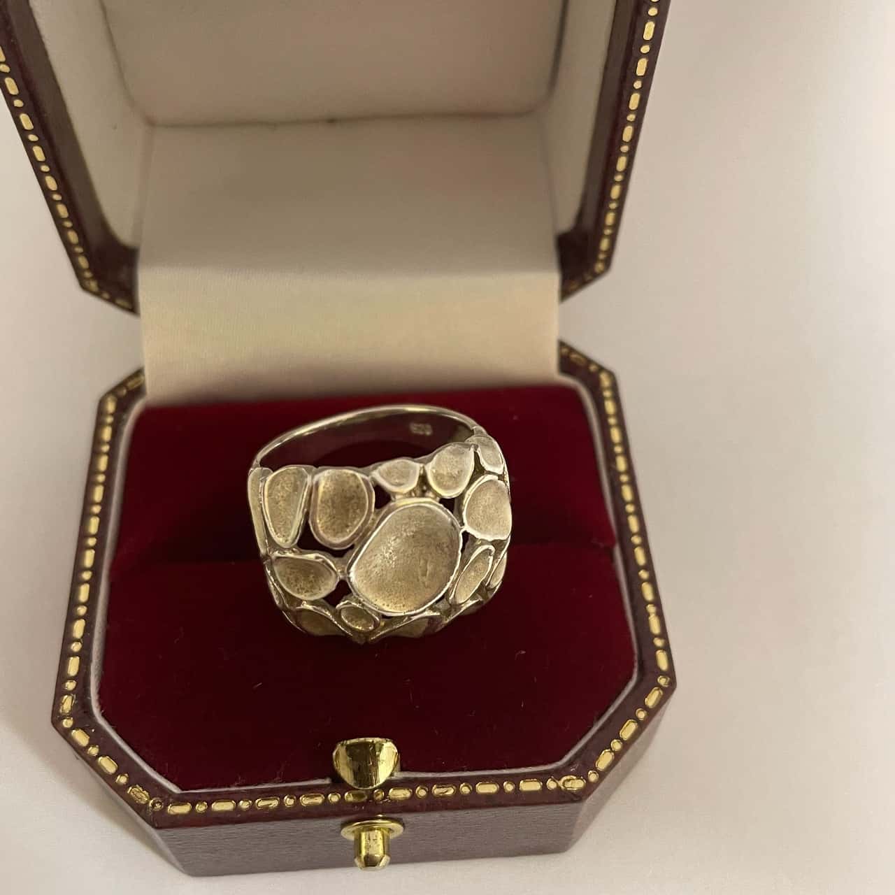 Women's Silver (925) Unique Patterned Ring (s) - Used Good | Salvos Stores