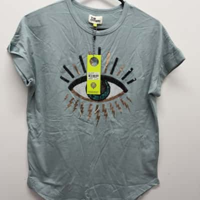  Womens  Size S Short Sleeve T  Shirt 