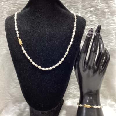  Womens Pearl Necklace & Bracelet Set