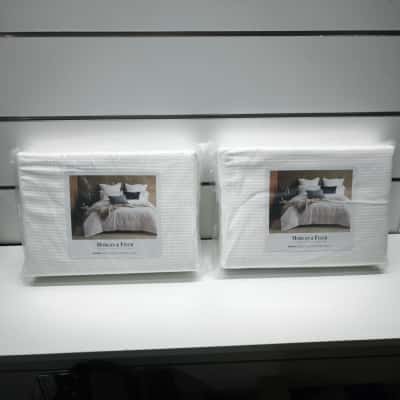 Morgan & Finch Home Collection Metro White Waffle Double Quilt Cover Set of 2 (New in Packaging)