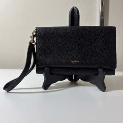Ladies Oroton Wristlet - EUC