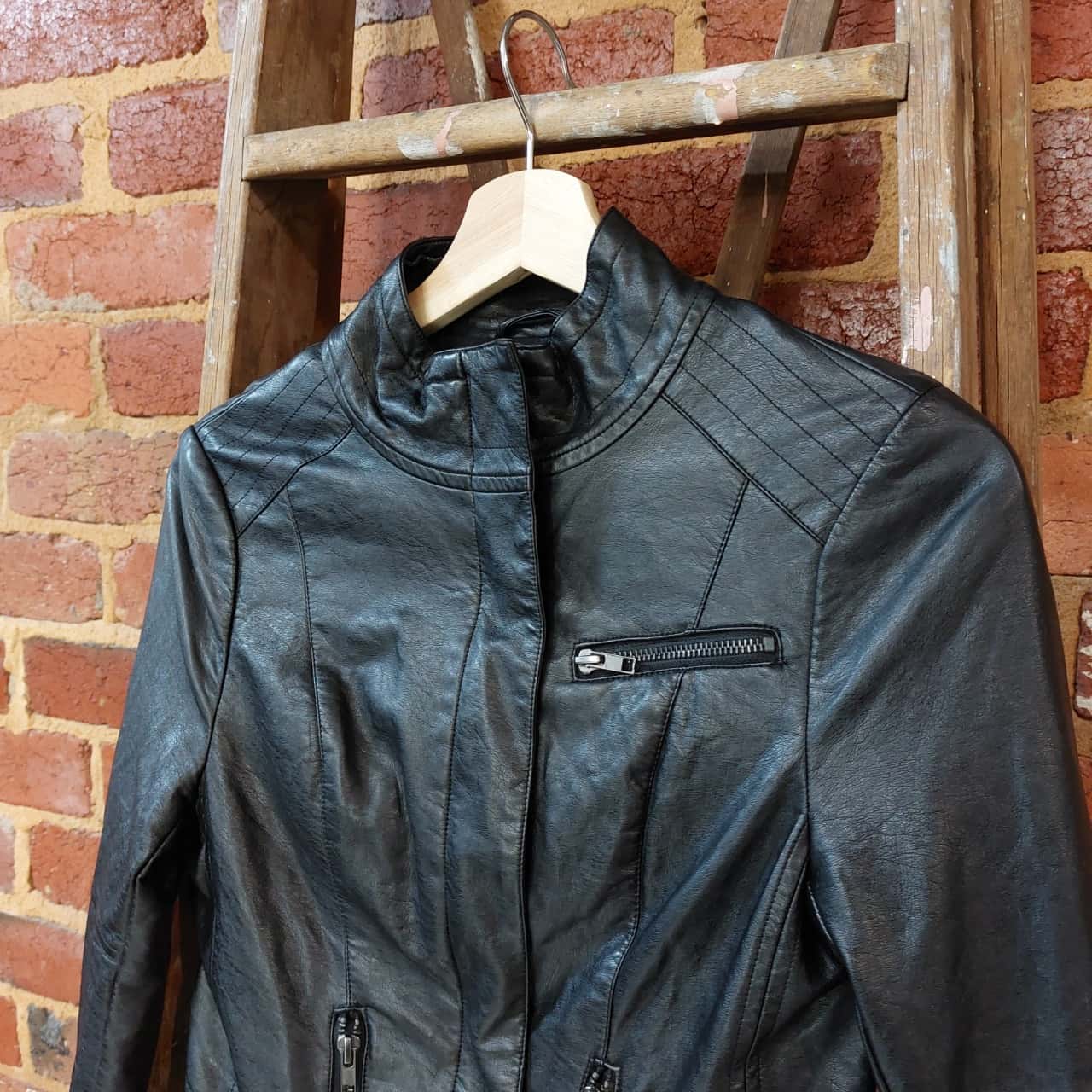 decjuba biker jacket