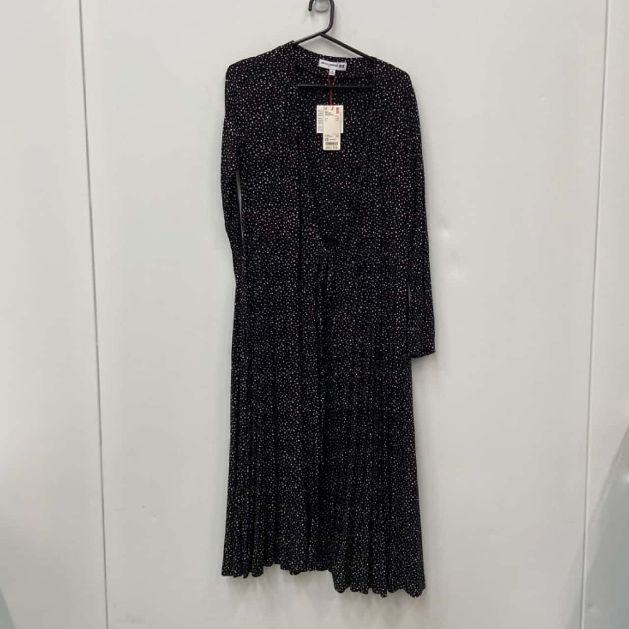 asos black dress long sleeve Rent ASOS DESIGN Long Sleeve Maxi Dress With Scarf Neck Detail In Black