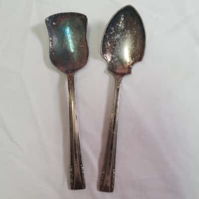 Vintage Windermere Silver Plated Sugar Spoons
