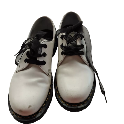 Dr Martens Womens  Size 6 Boots 