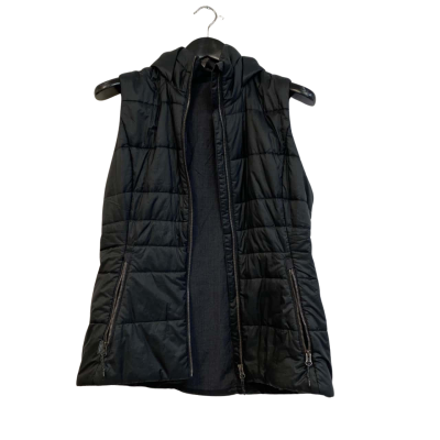  Unisex  Size L Black  jacket 