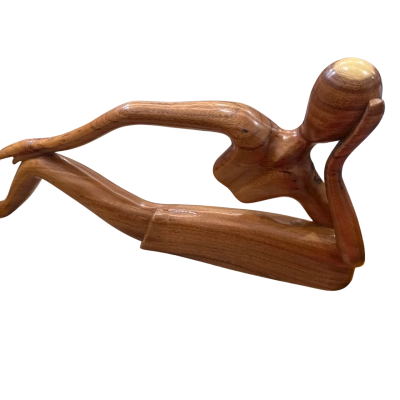 Relaxed abstract wood sculpture