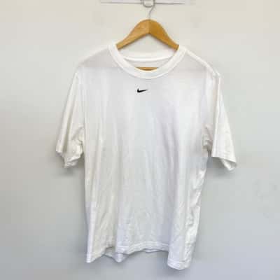 Nike White Loose Fit Short SLeeve T-shirt  Size L 