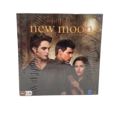 The Twilight Saga ‘New Moon’ The Movie Board Game - NEW in Sealed Box