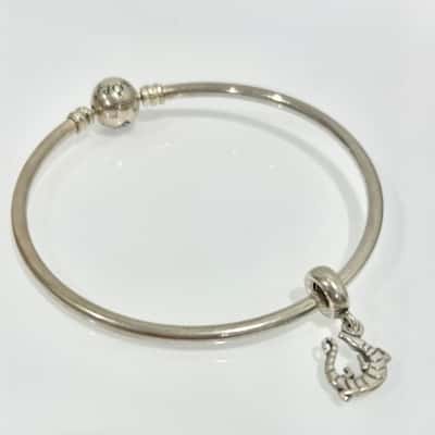 Pandora 925 Ale Star Bangle w/Silver Libra Charm 