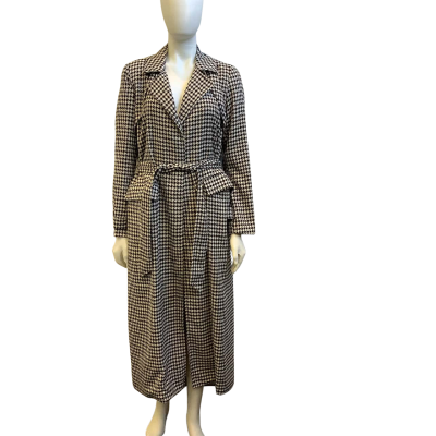 Brand New Brave + True Womens  Size S-M Queens Open Belted  Trench Coat Black / White   