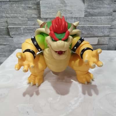 Bowser 7 Inch Figure Working
