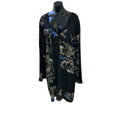 City Chic Womens  Size 18 Casual Dress Black  / Blue / Floral 