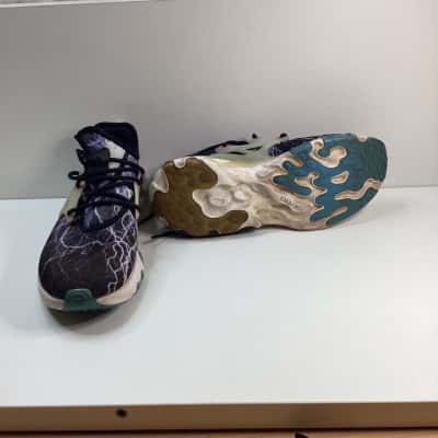 Nike React Presto Lightning Mens  Size 11 Sneakers Black  / Purple / White 