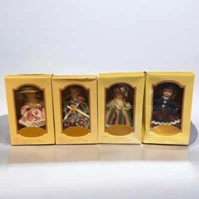 Vintage collectable ornament dolls x4 