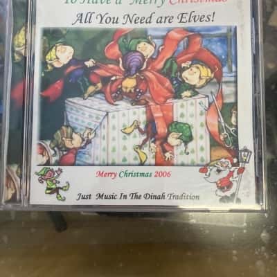 To have a merry Christmas all you need are elves