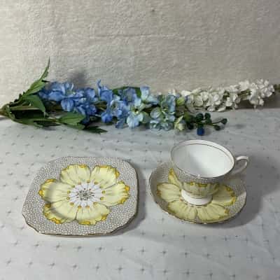 Vintage Tuscan Yellow Poppy Pattern Bone China Cup Saucer & Plate