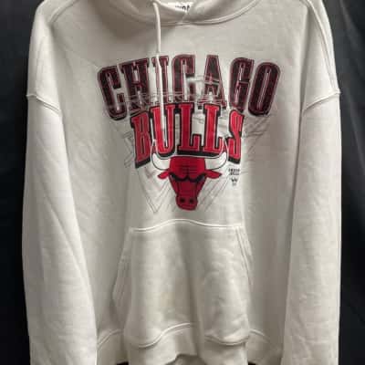 NBA Chicago Bulls White Hoodie Mens  Size M 