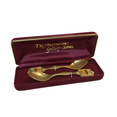 The Australian Gallery Series 2 x Ayers Rock Spoons boxed