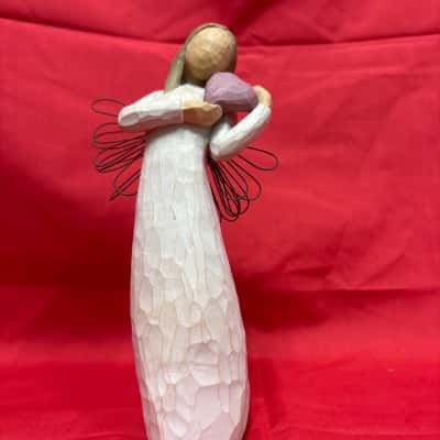 Willow Tree Angel of Heart Figurine