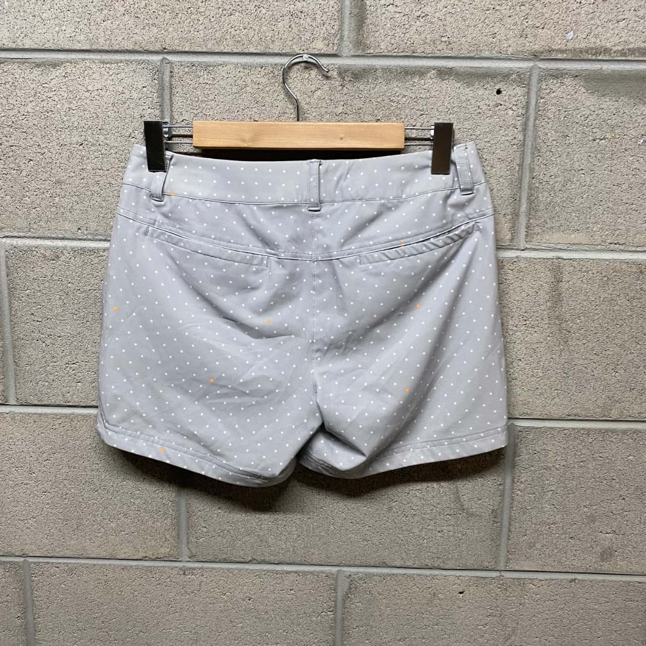 Nike Womens Golf Shorts Size 4 Grey/Orange/White BNWT(s)