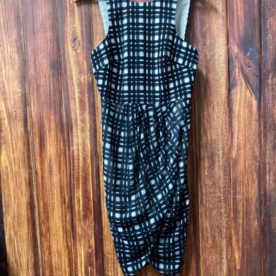 Finders Keepers   Size S Black  / Navy Blue / White  dress new 