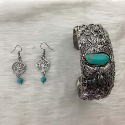  Womens Bangle / Earrings Blue / Other / Silver 