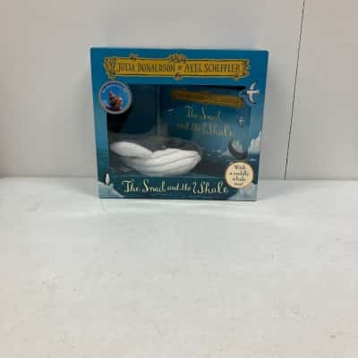 The Snail & The Whale Book + Cuddly Toy