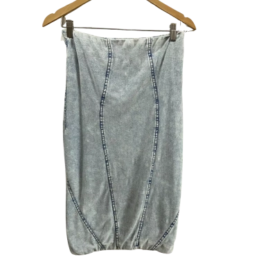 Sheike Womens  Size 8 Pencil Skirt Light Wash Denim
